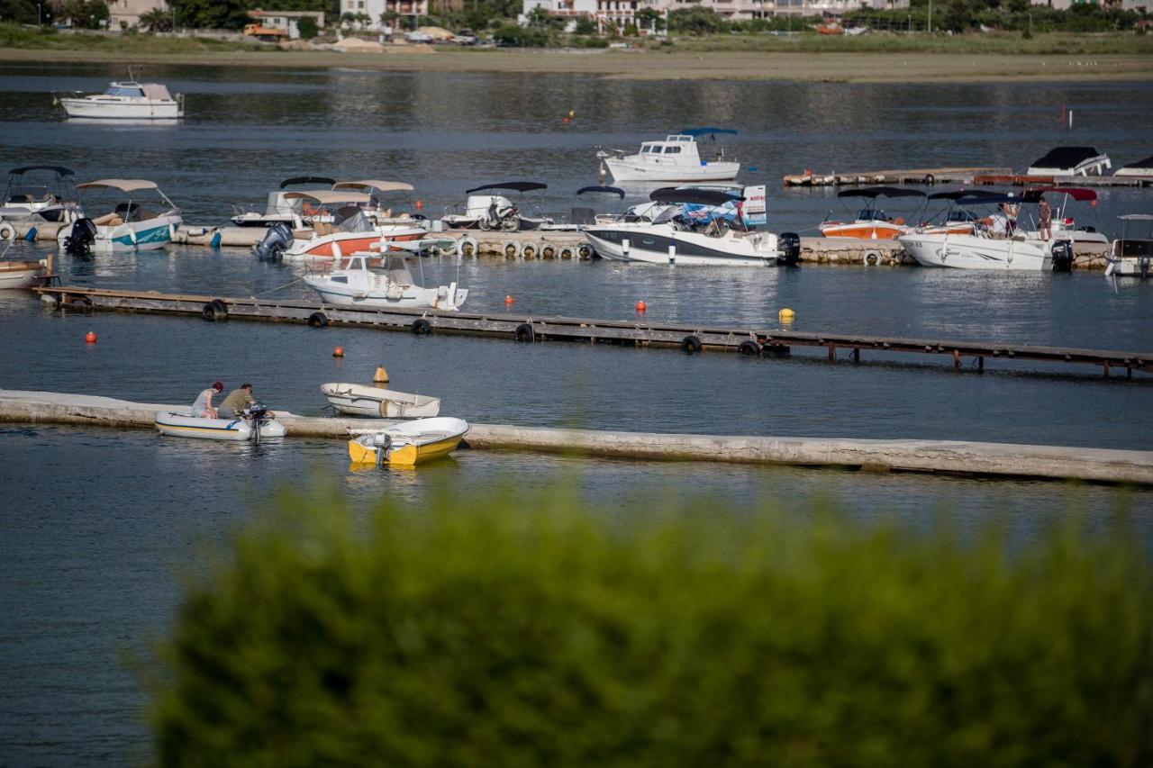 Apartmani Sanjin Tariba Supetarska Draga Luaran gambar