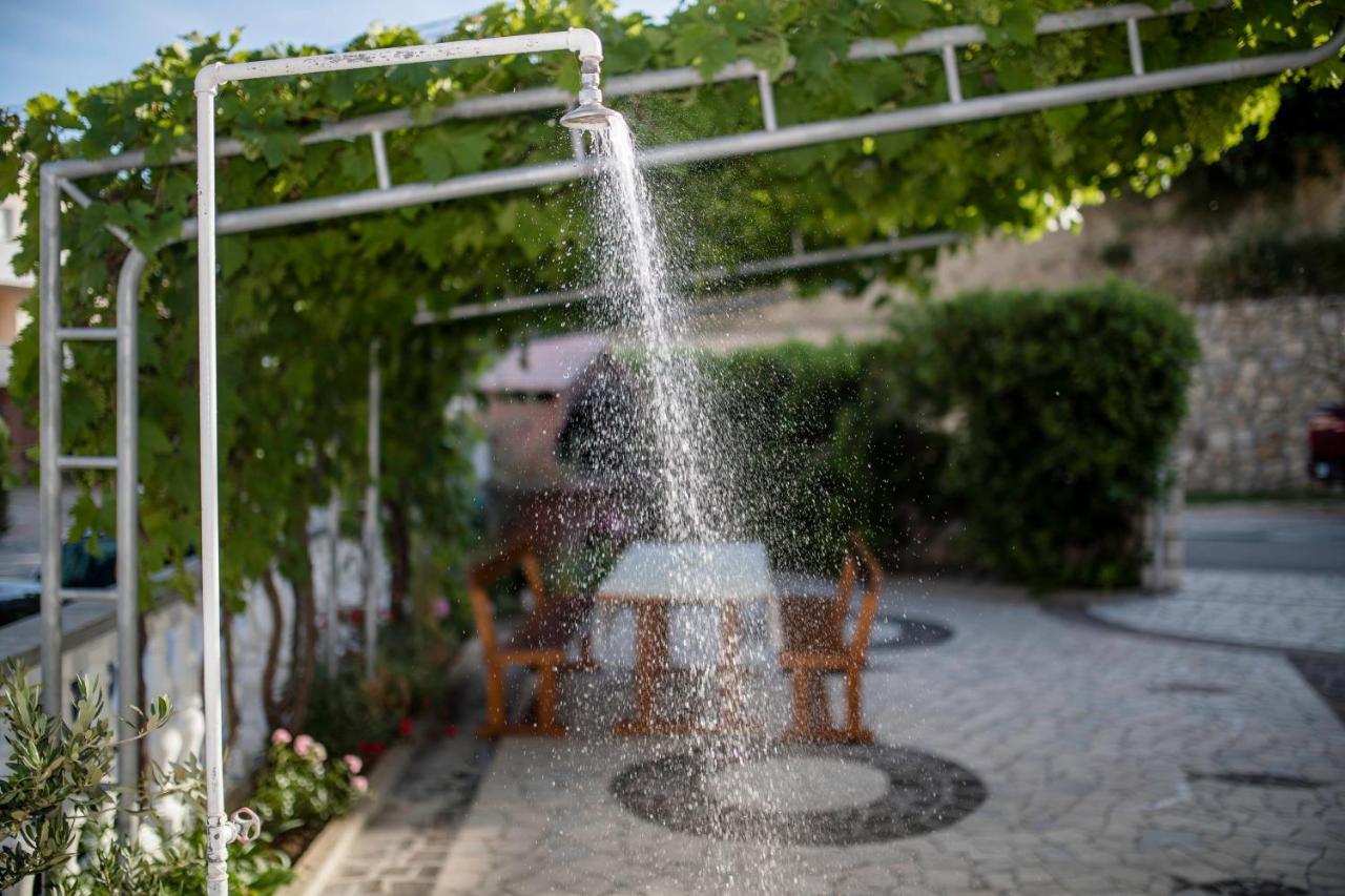 Apartmani Sanjin Tariba Supetarska Draga Luaran gambar
