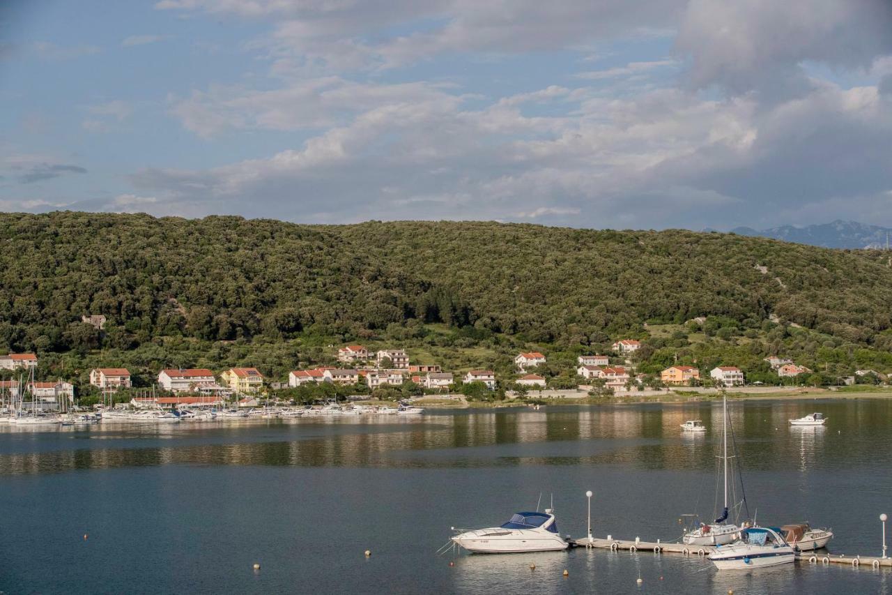 Apartmani Sanjin Tariba Supetarska Draga Luaran gambar