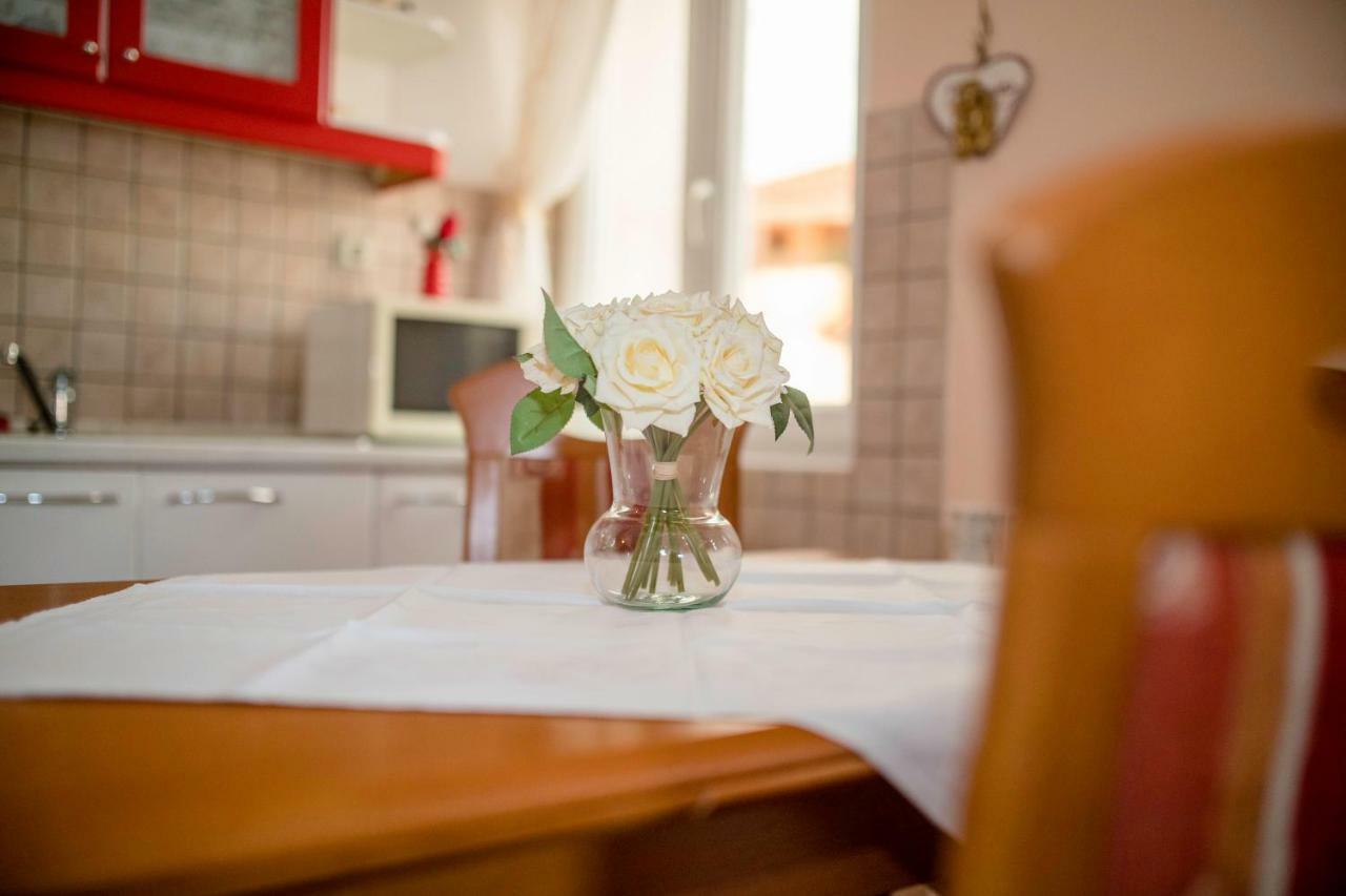 Apartmani Sanjin Tariba Supetarska Draga Luaran gambar