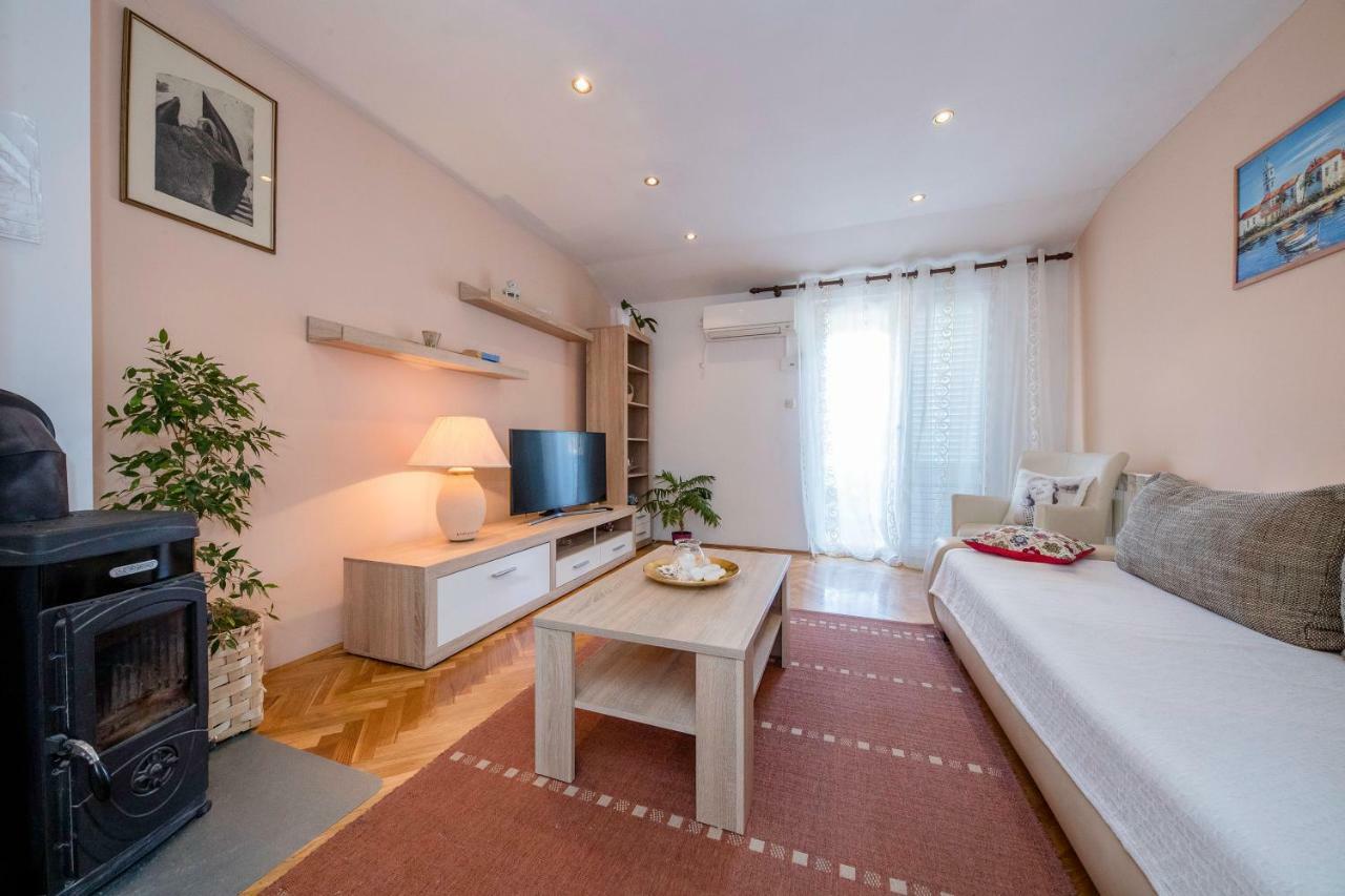 Apartmani Sanjin Tariba Supetarska Draga Luaran gambar